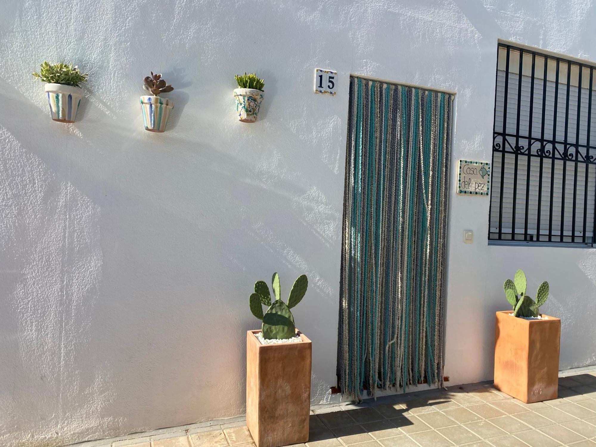 Casa Del Pez Vivienda A Pie De Calle En Agua Amarga A 250 Metros De La Playa Eksteriør bilde